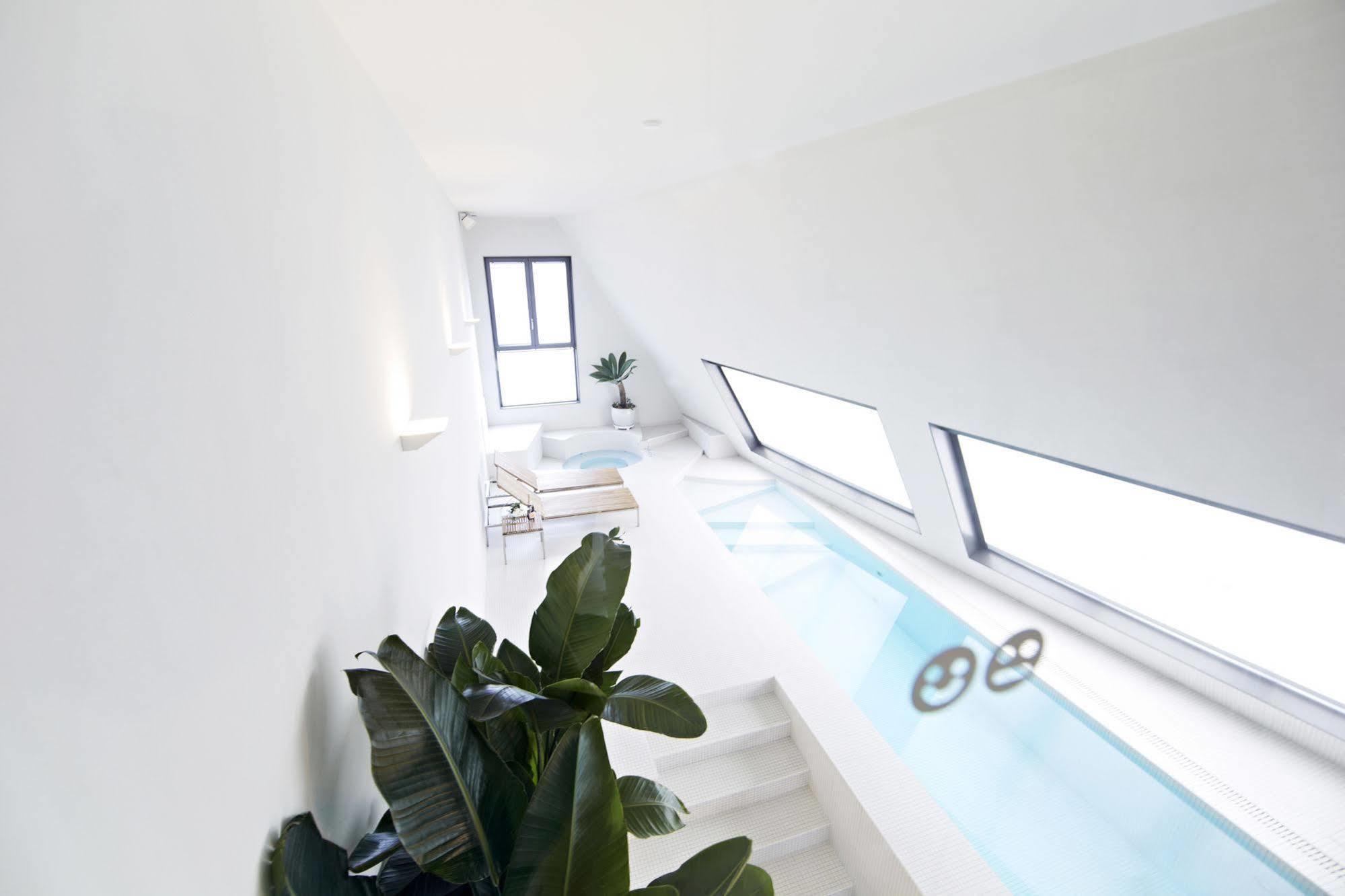 Snow Hotel Seoul Bagian luar foto