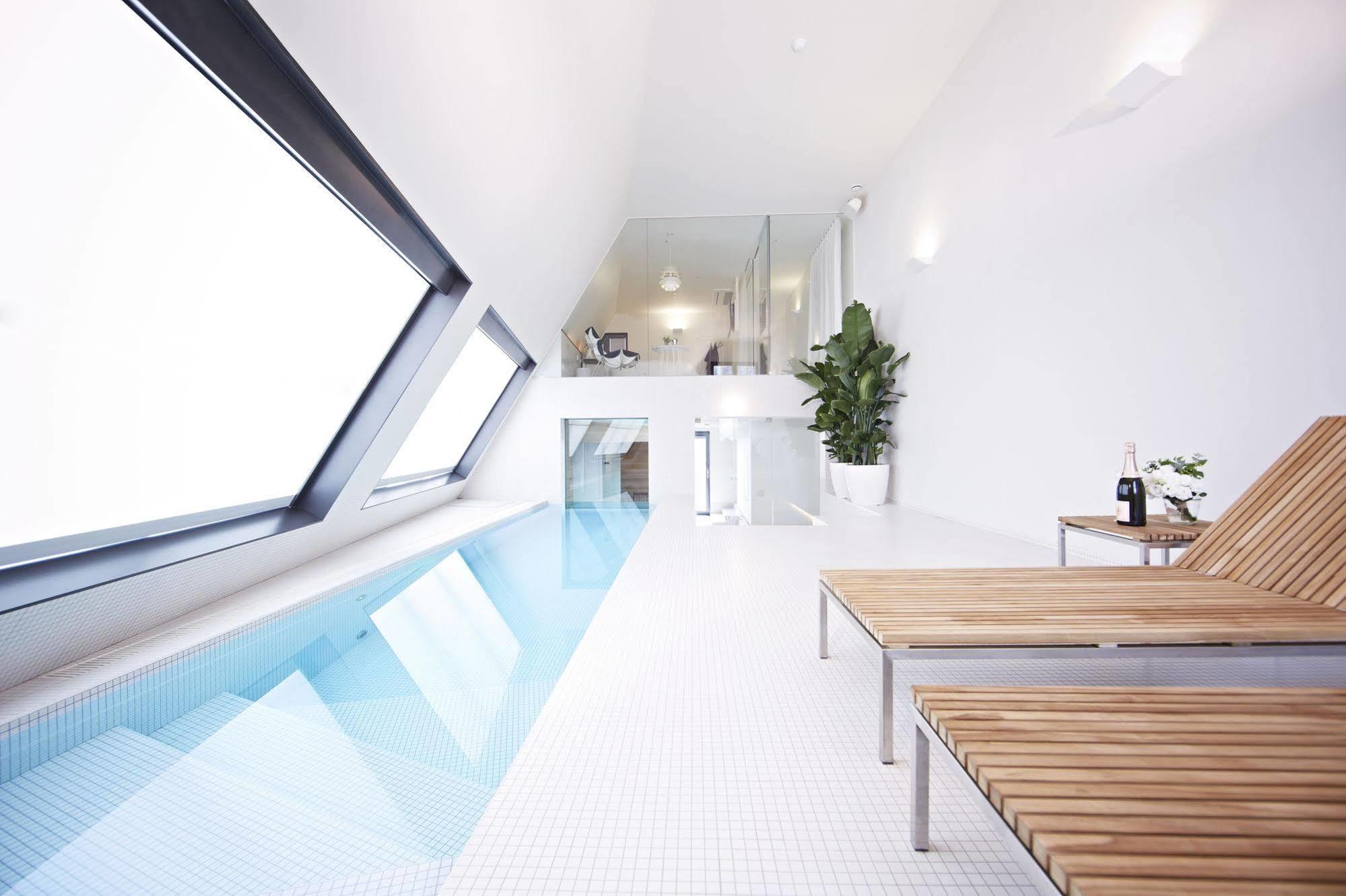 Snow Hotel Seoul Bagian luar foto